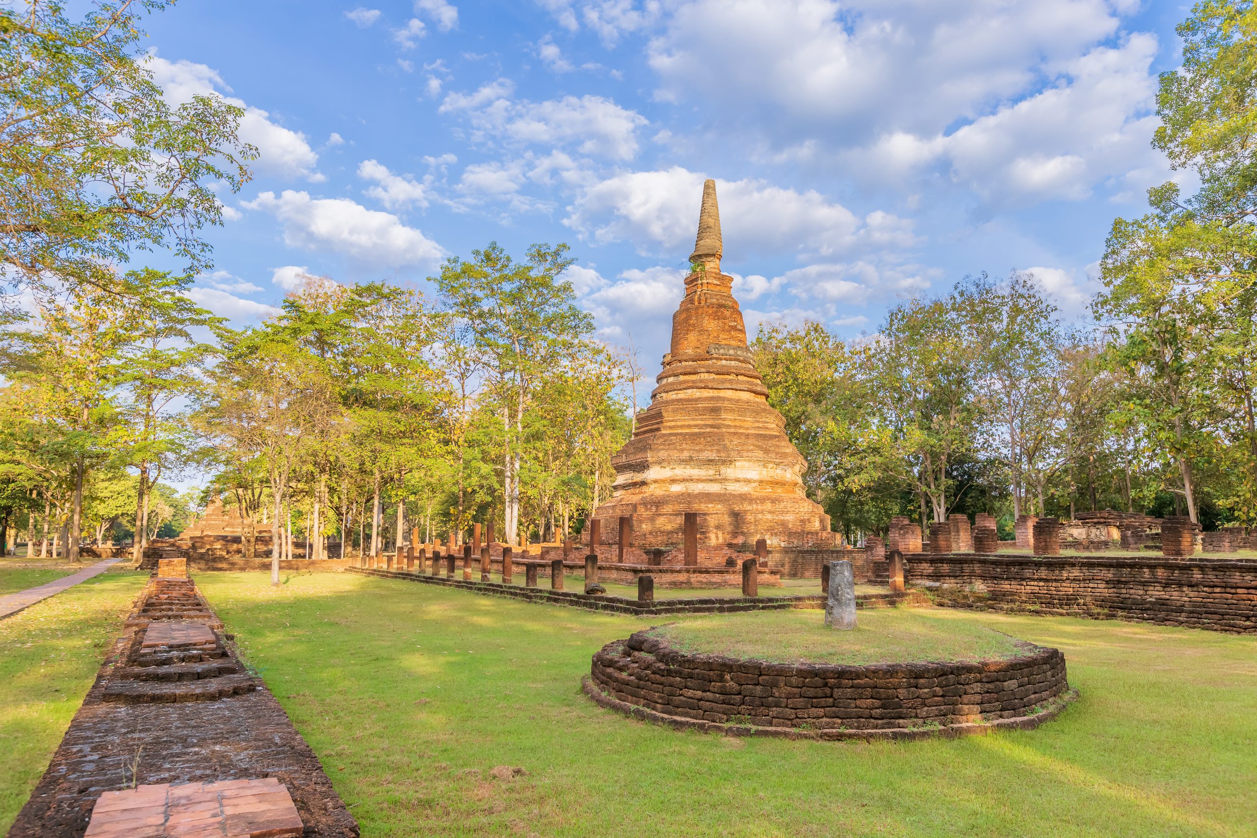 Wat Phra That temple in Kamphaeng Phet Historical Park, UNESCO World Heritage site